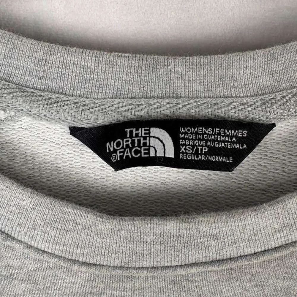 The North Face Gray‎ Logo Crewneck Sweatshirt Womens XS Regular Fit Warm Outdoor